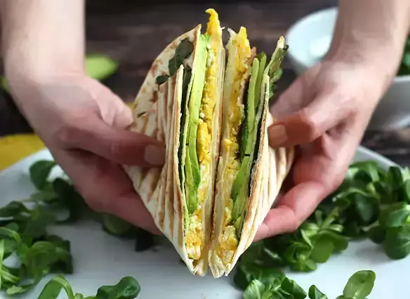 Wrap grillé façon brunch - tortilla wrap hack