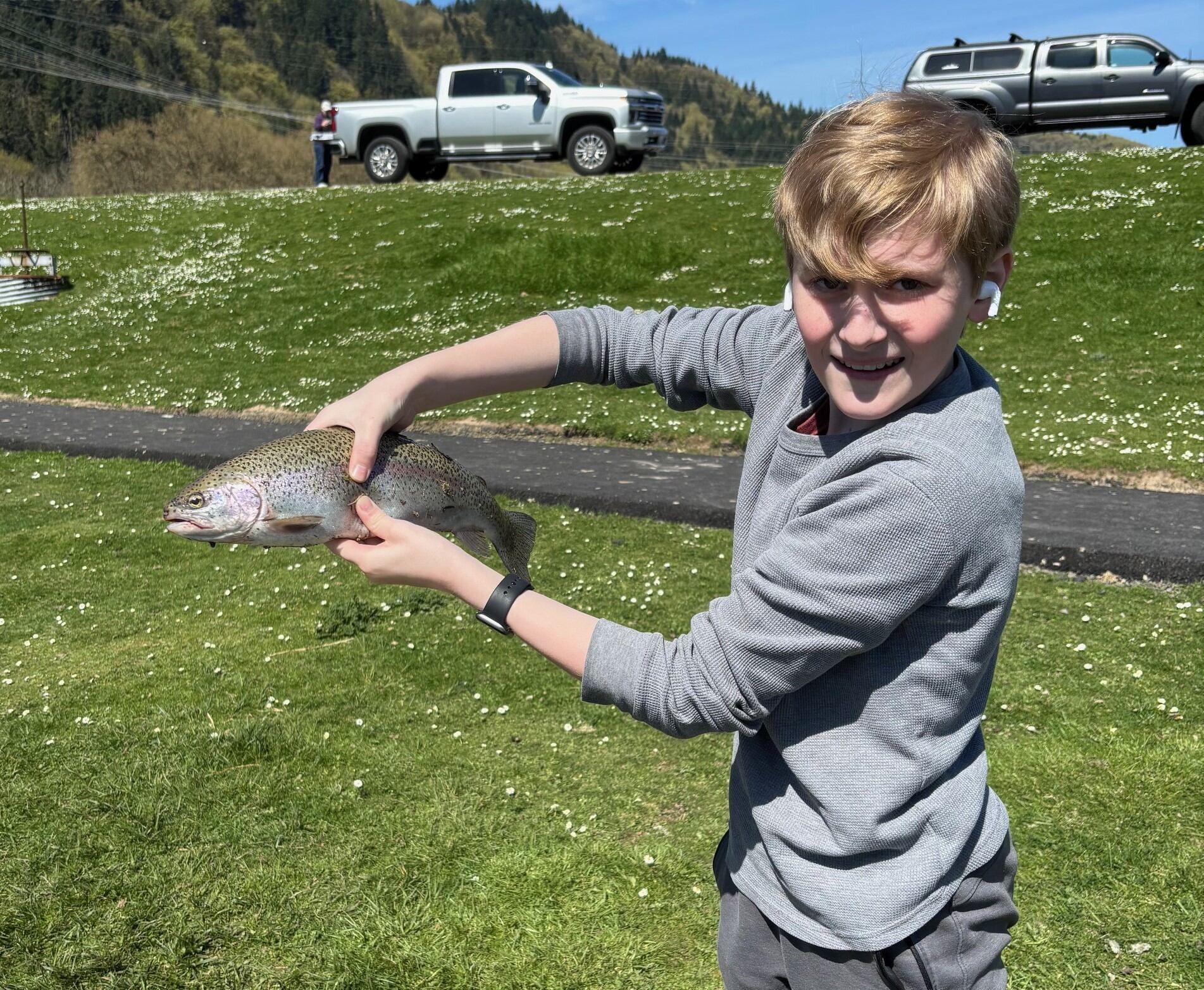 Oregon, Washington lakes stocked with trout as bountiful season approaches
