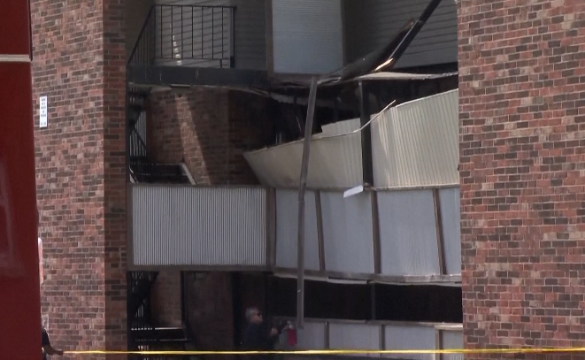 More than a dozen displaced after partial apartment collapse in Lexington