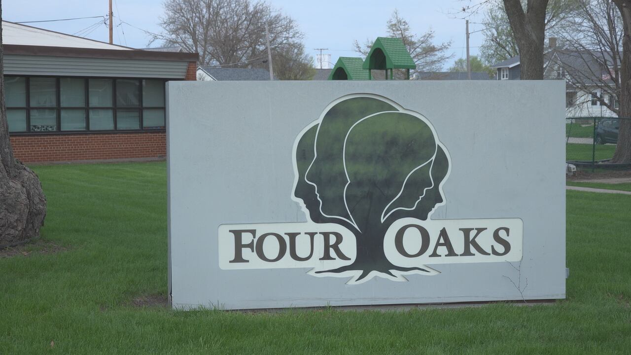 Iowa eases foster parent training requirements