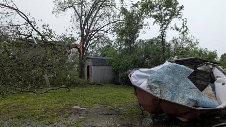 Tree falls on Kentucky man’s home during severe weather, trapping him ...