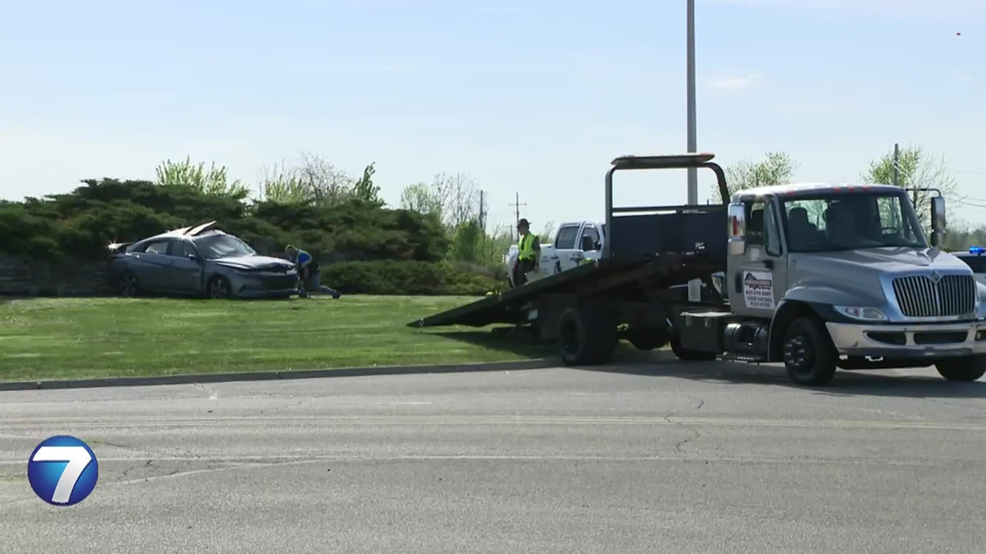 4 hospitalized, 2 with serious injuries after crash in Montgomery County