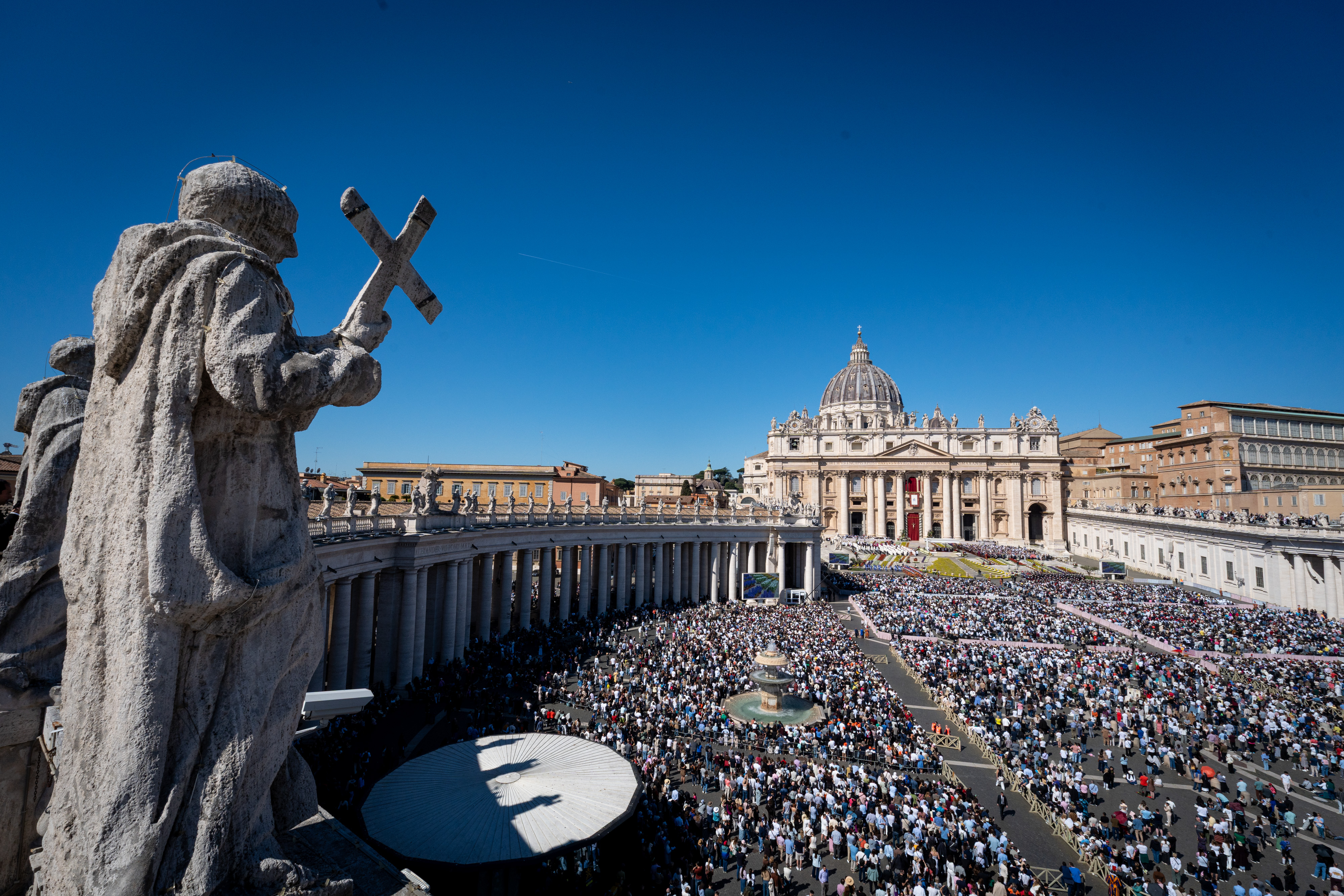 Pope Leo XIV inspires Notre Dame, Villanova to kick off 2026-27 college ...