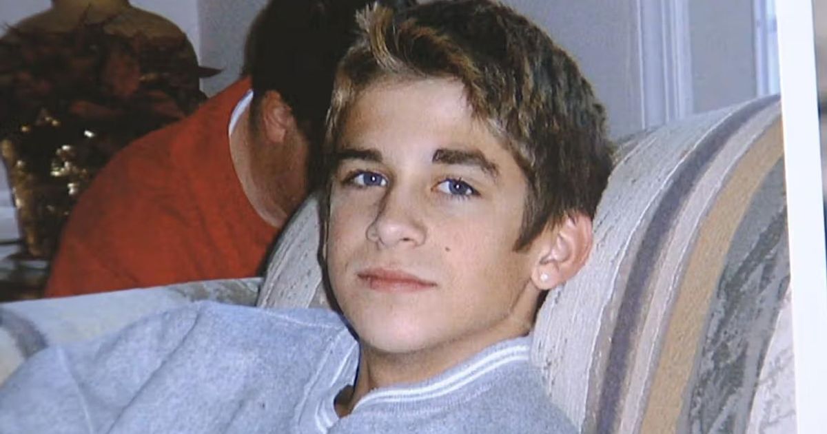 2004 Garner murder case: Officer placed on leave, considered person of ...