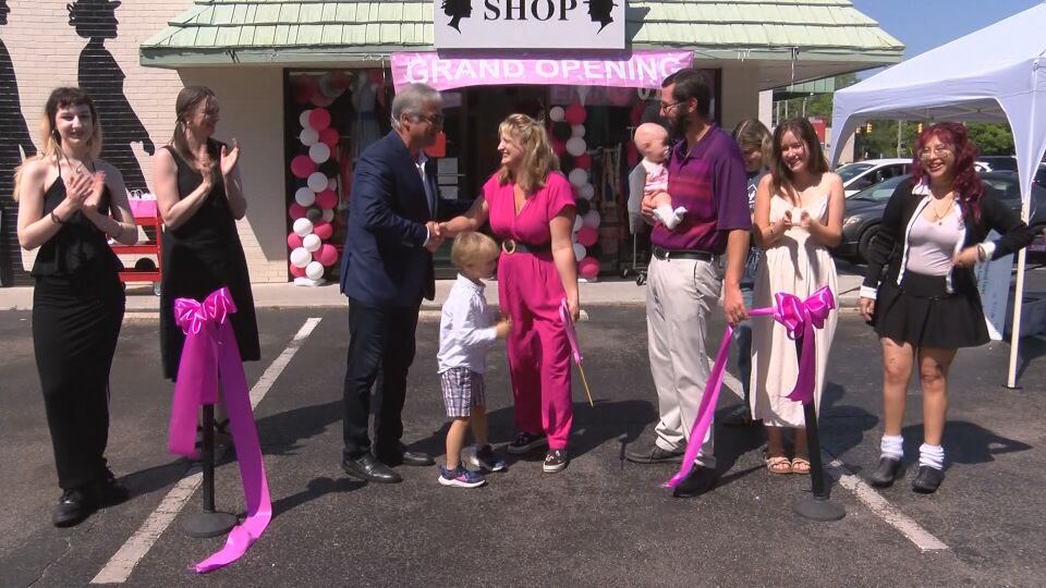 Nifty Thrifty Thrift Shop opens second Wilmington location