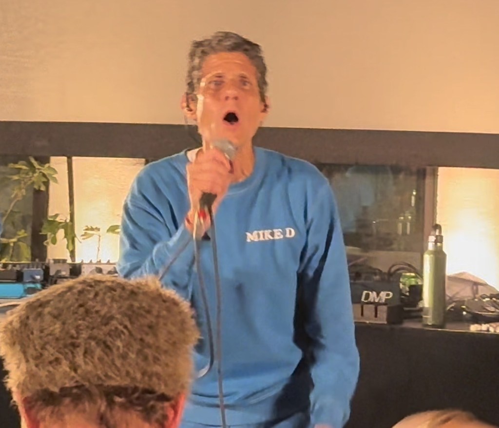 Legendary rapper plays surprise show at community center in sleepy ...