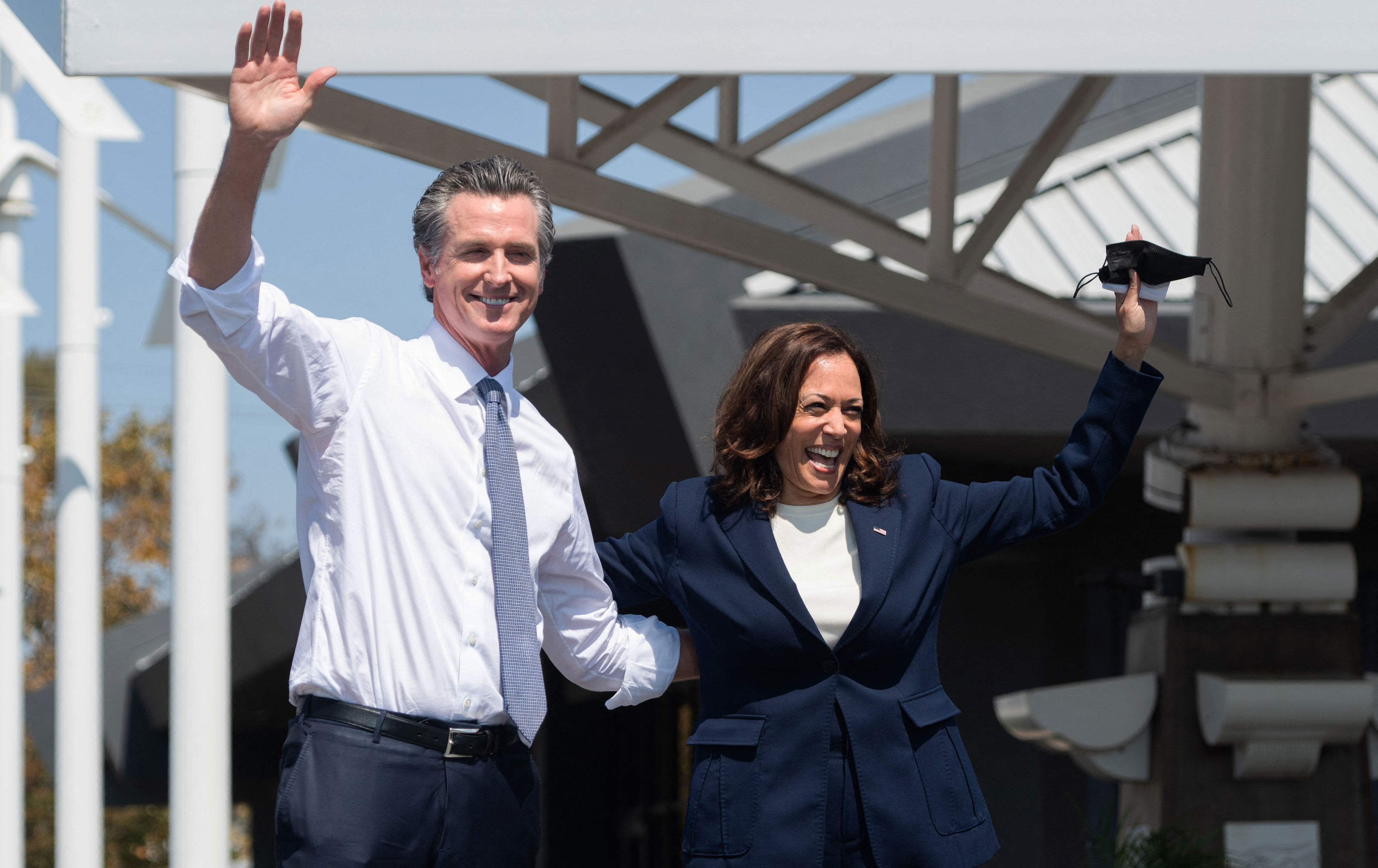 New poll shows top 2028 potential Democratic candidates