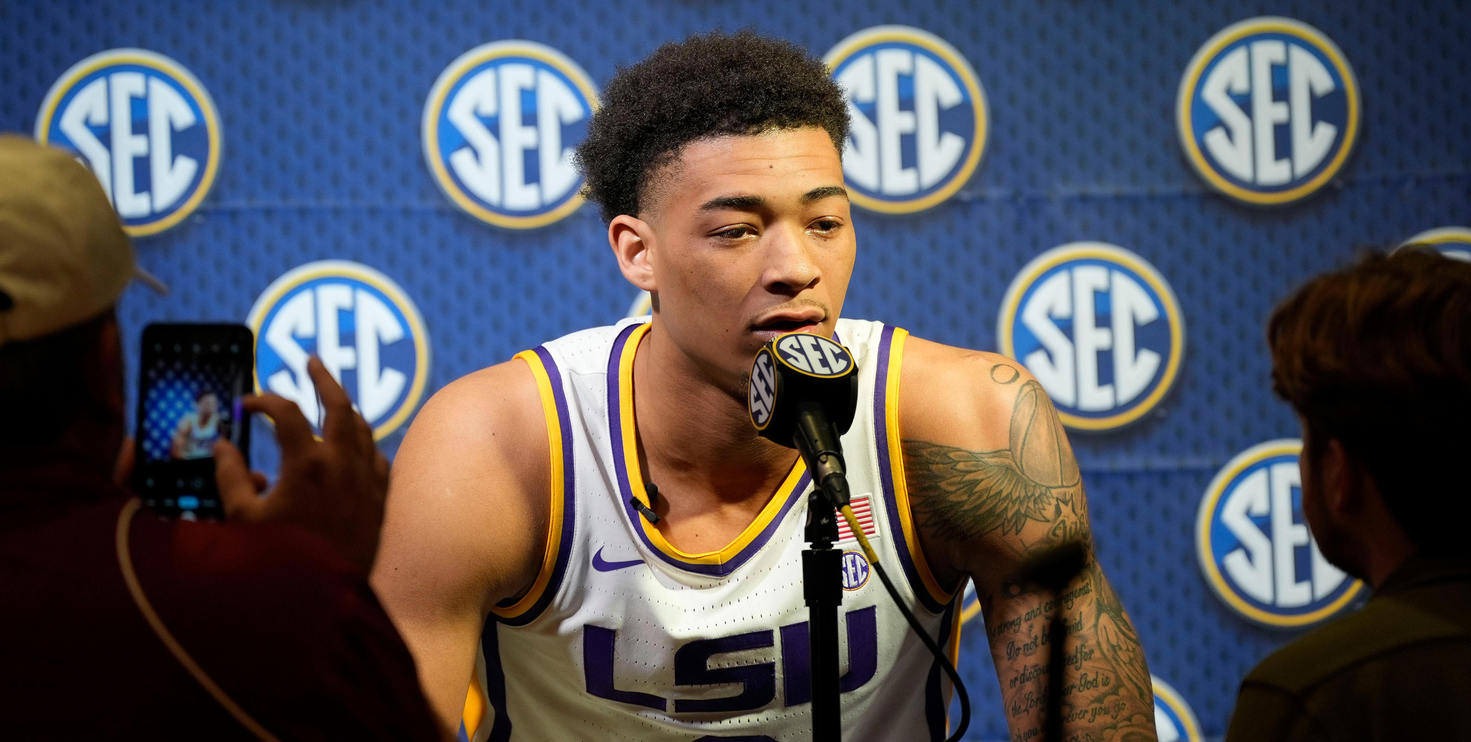 Michigan basketball adds LSU big man Jalen Reed from transfer portal