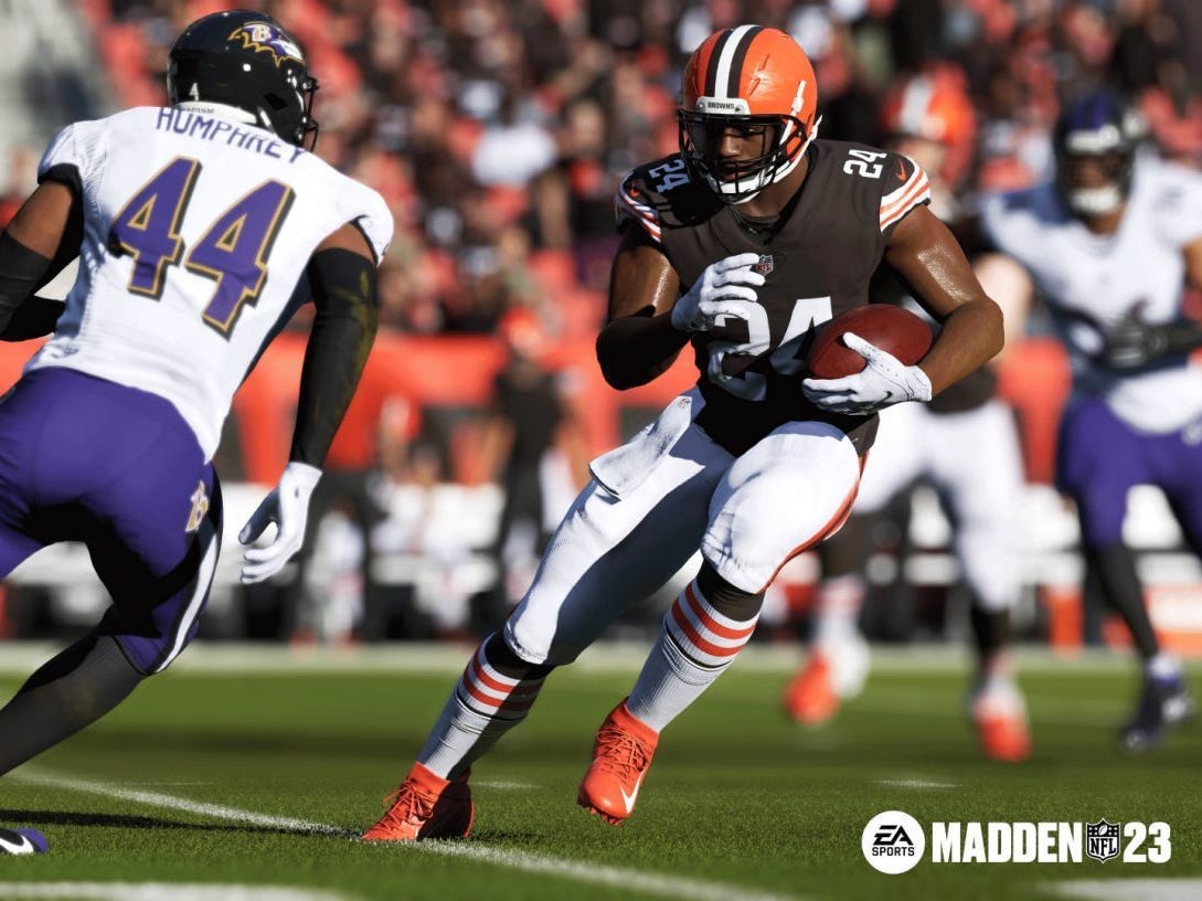 Xbox Game Pass vs. PlayStation Plus: Online multiplayer and saves