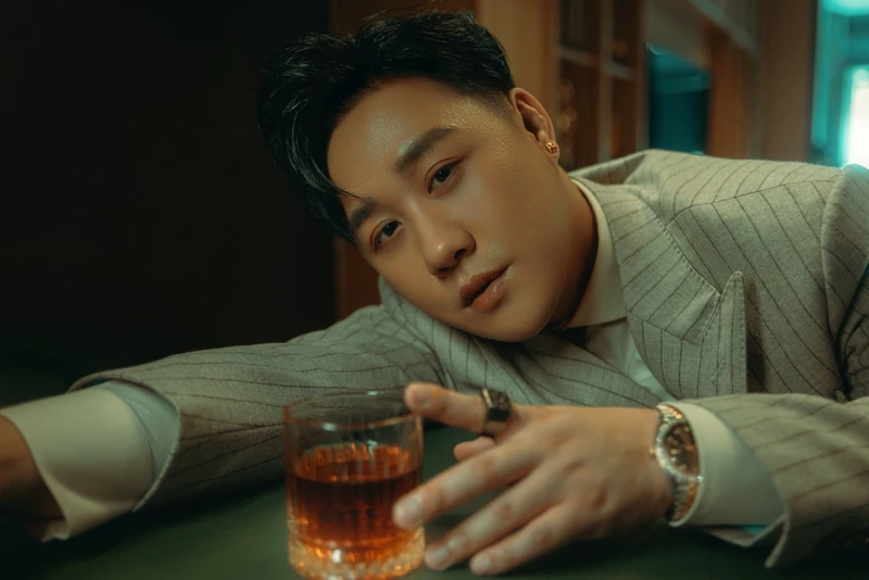 Nghệ sĩ Việt tự hủy vì say xỉn