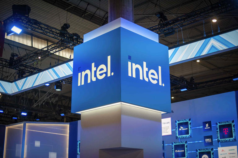 'Unprecedented demand' has Intel stock soaring after its latest ...