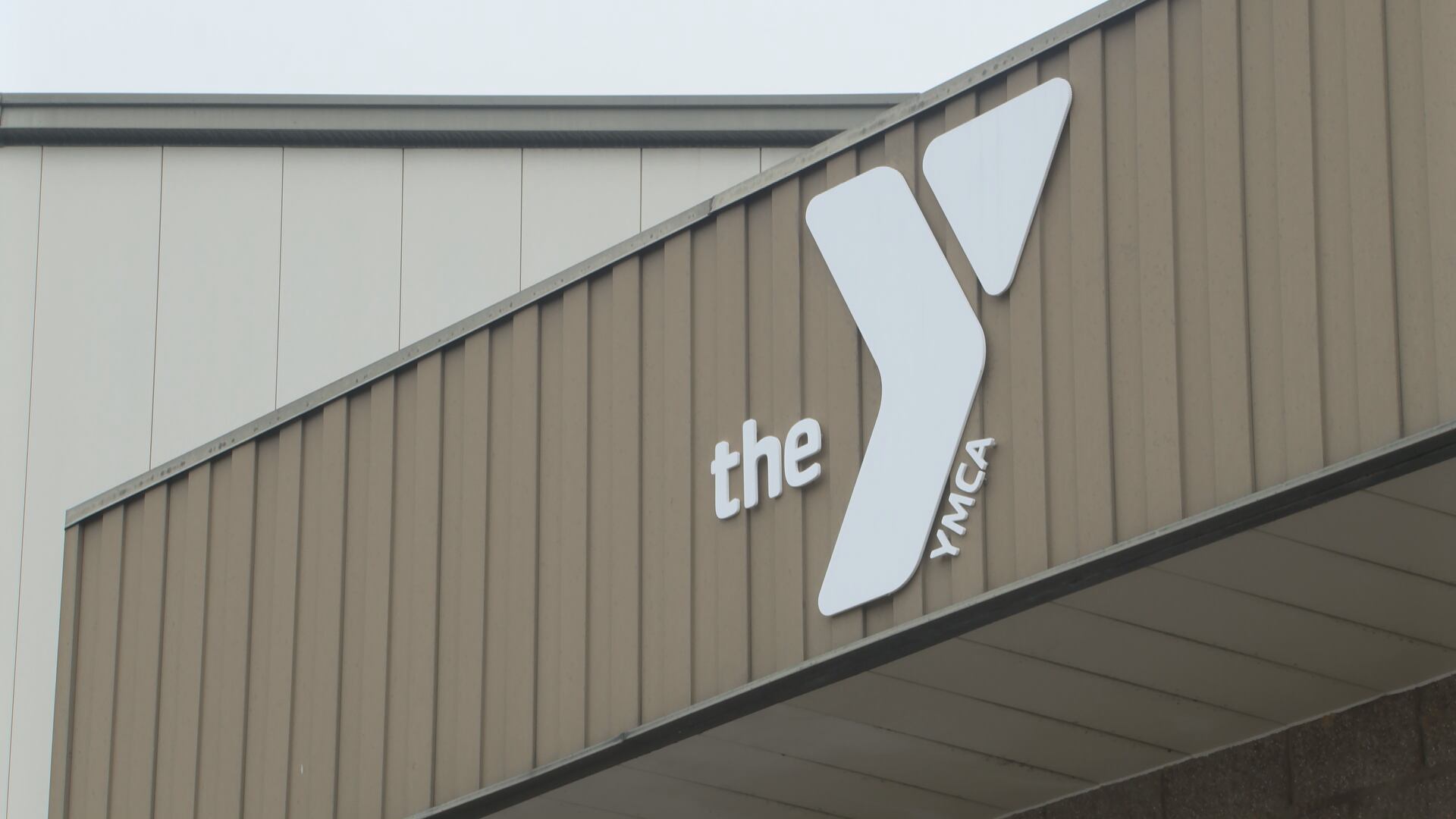 YMCA of Metropolitan Columbus offers summer camps, fitness programs
