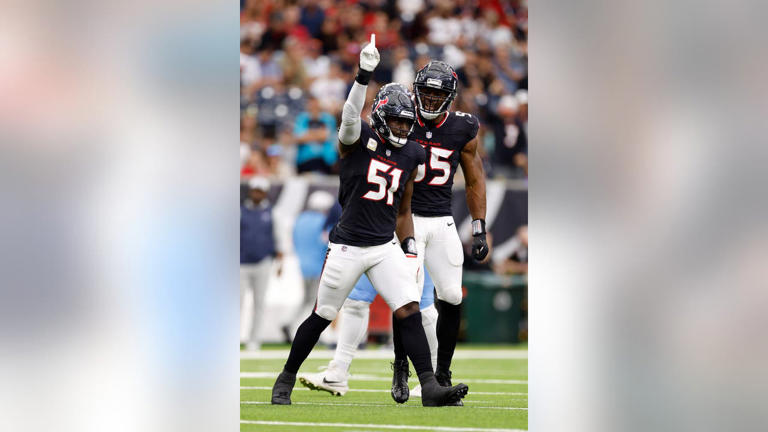 2026 NFL Draft: Houston Texans trade up to No. 26 overall, selects ...