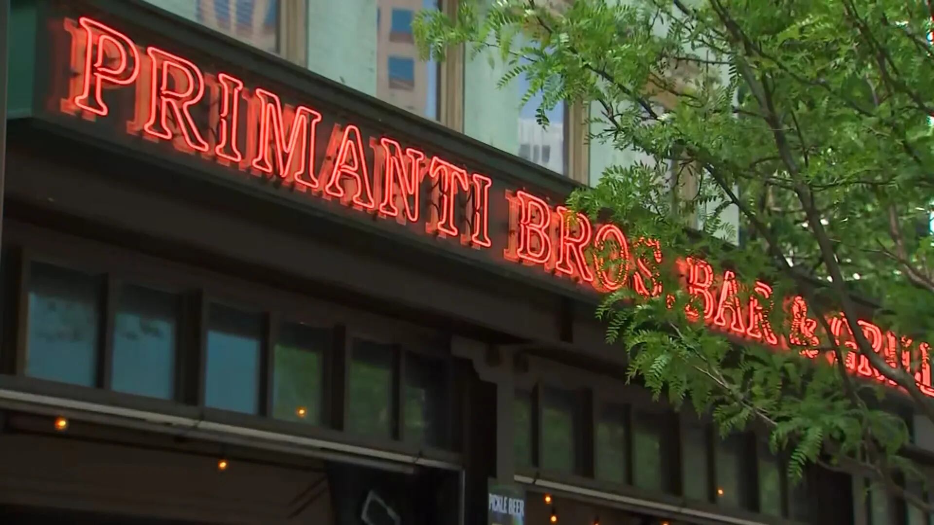 Draft visitors descend upon freshly reopened Market Square businesses ...