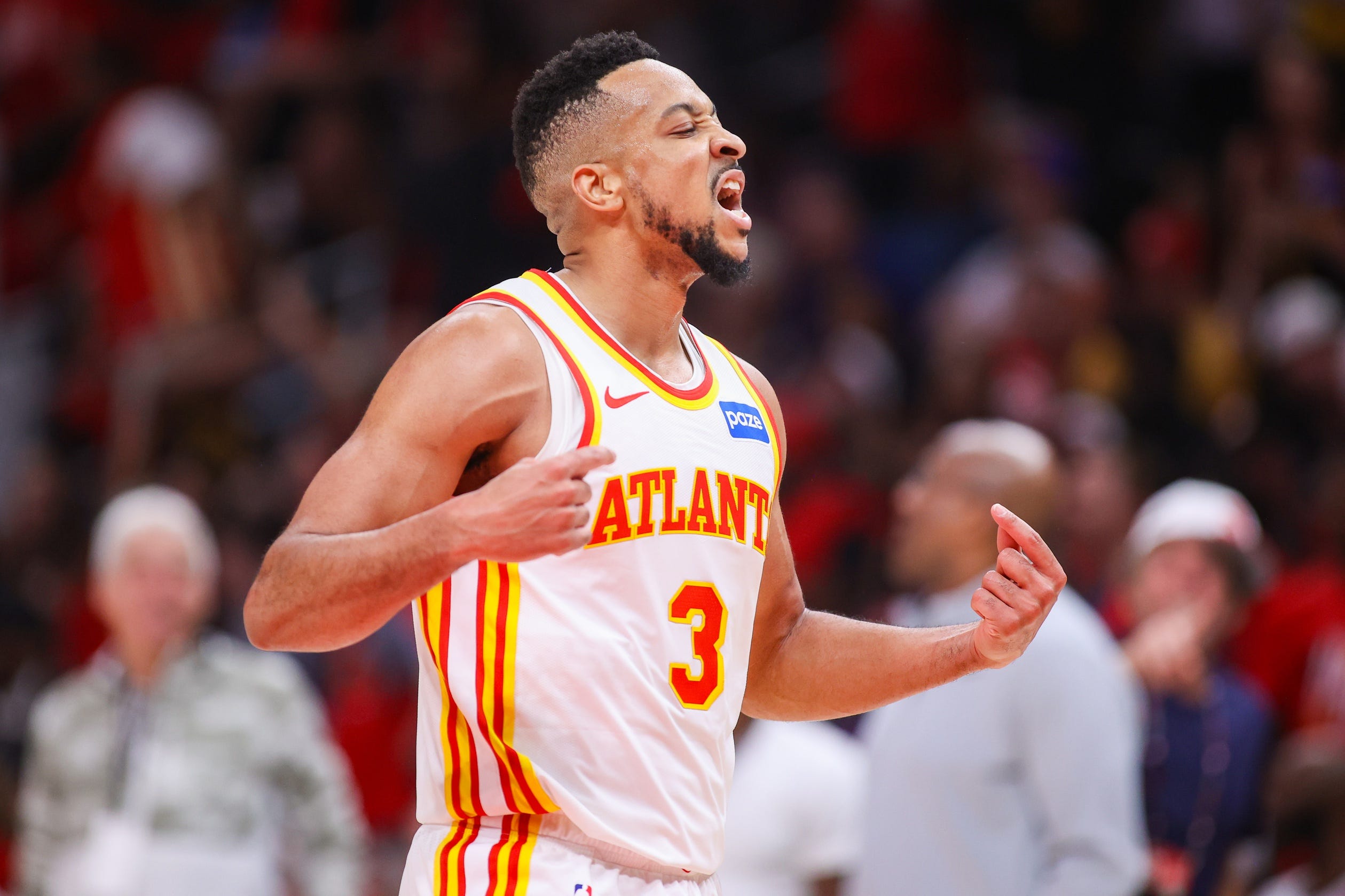 Who is favored in Game 4 of the Atlanta Hawks vs New York Knicks NBA playoffs series? Check out the betting odds for the game on April 25, 2026.