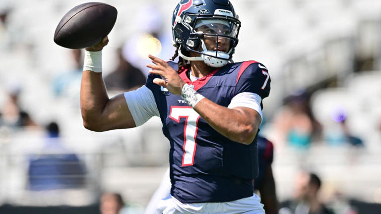 2026 NFL Draft: Houston Texans trade up to No. 26 overall, selects ...