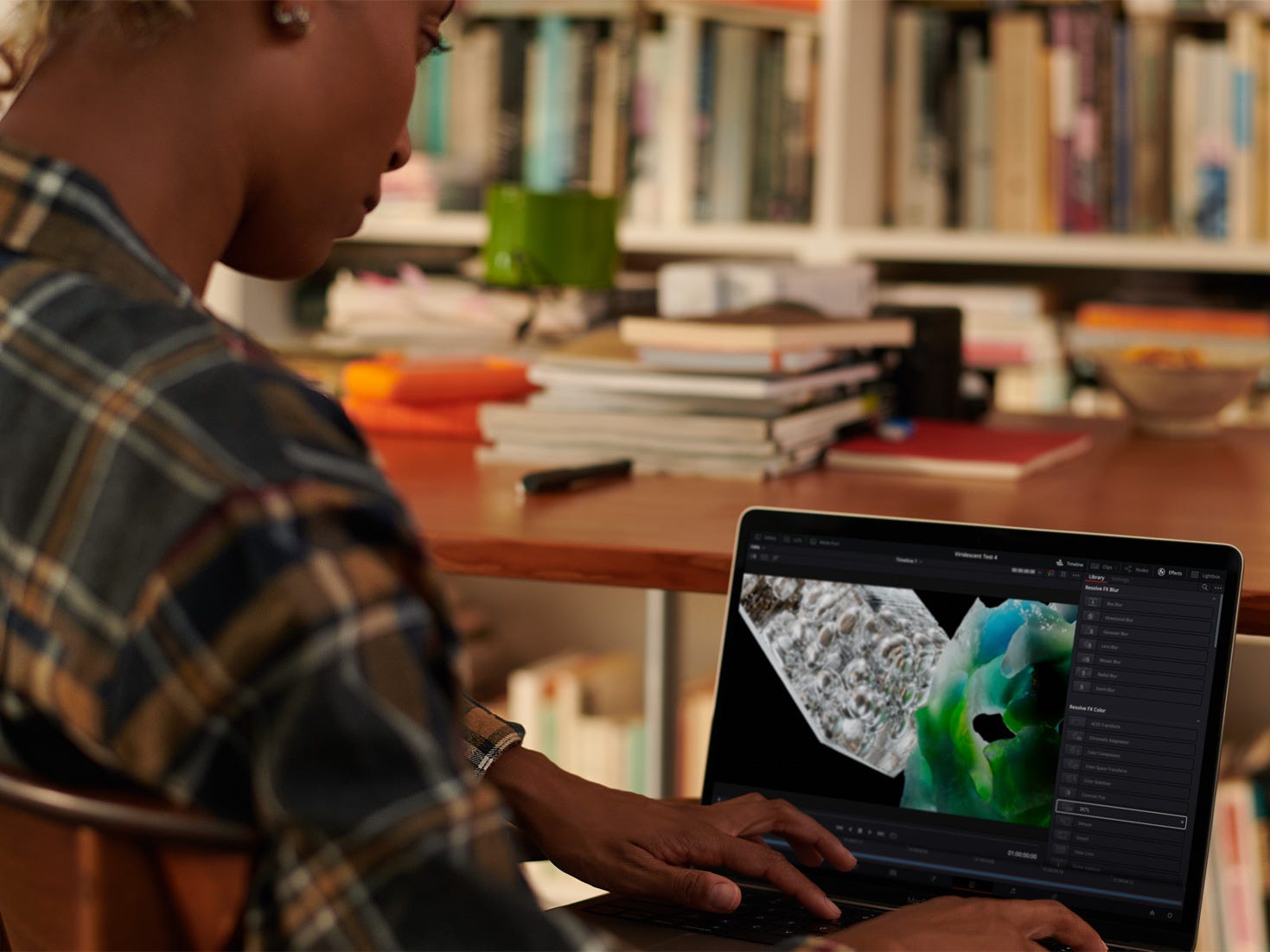 Apple's new MacBook Pro laptops promise speedy performance and nearly ...