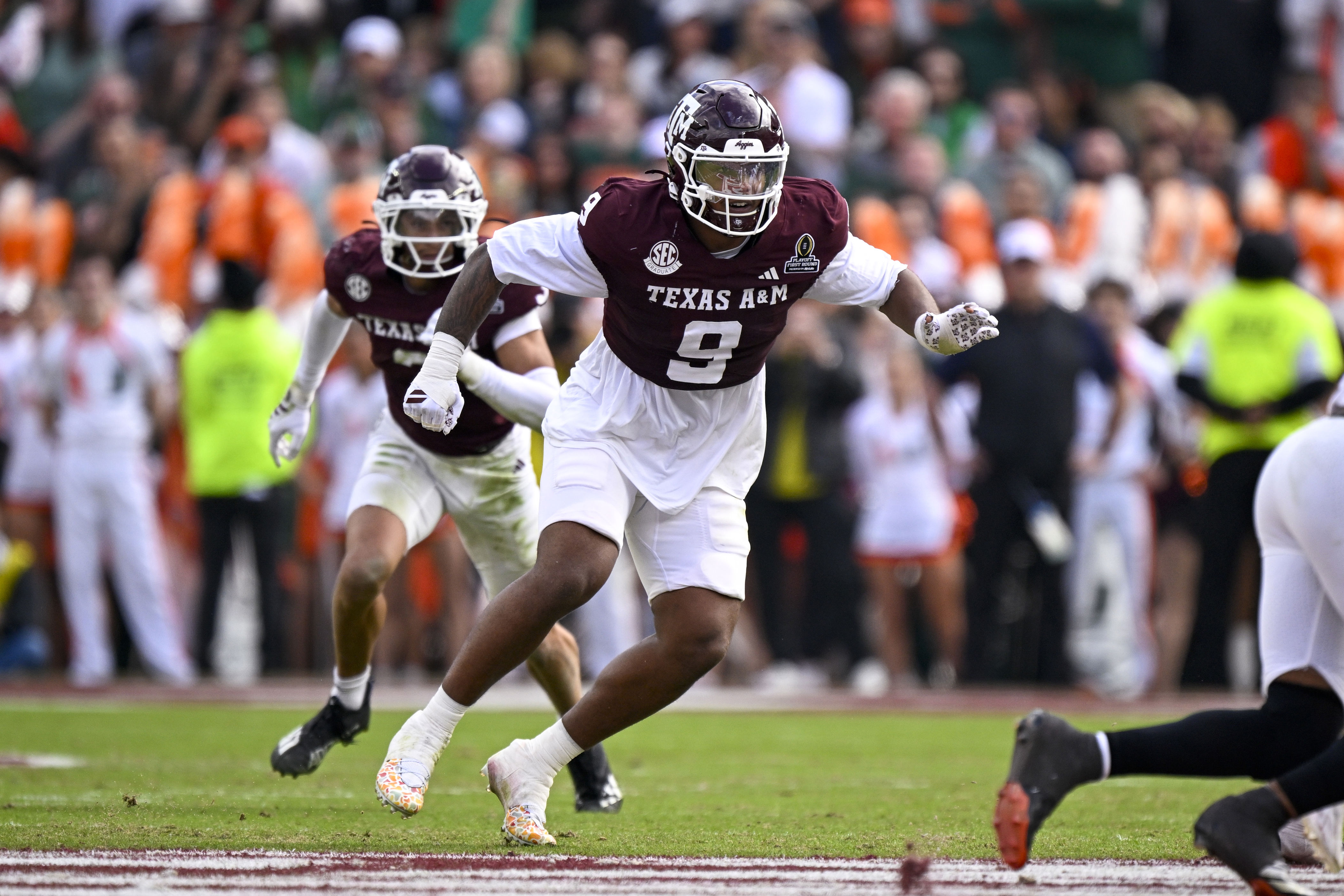 Cincinnati lands big-time edge rusher in Round 2 of Bengals.com mock draft