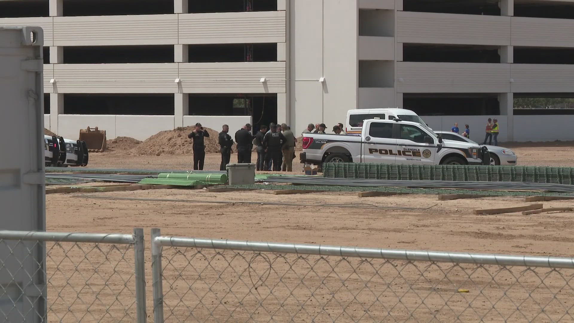 1 in critical condition after shooting at construction site near State ...