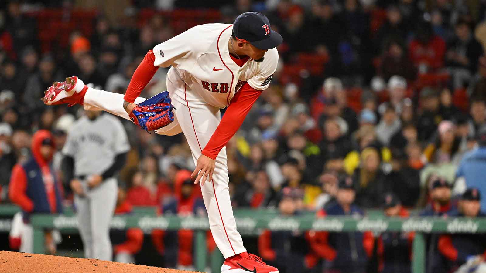 Red Sox quickly option pitcher after win streak ends