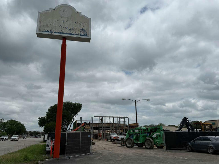 Black's Barbecue expands as family rival construction ramps up next door