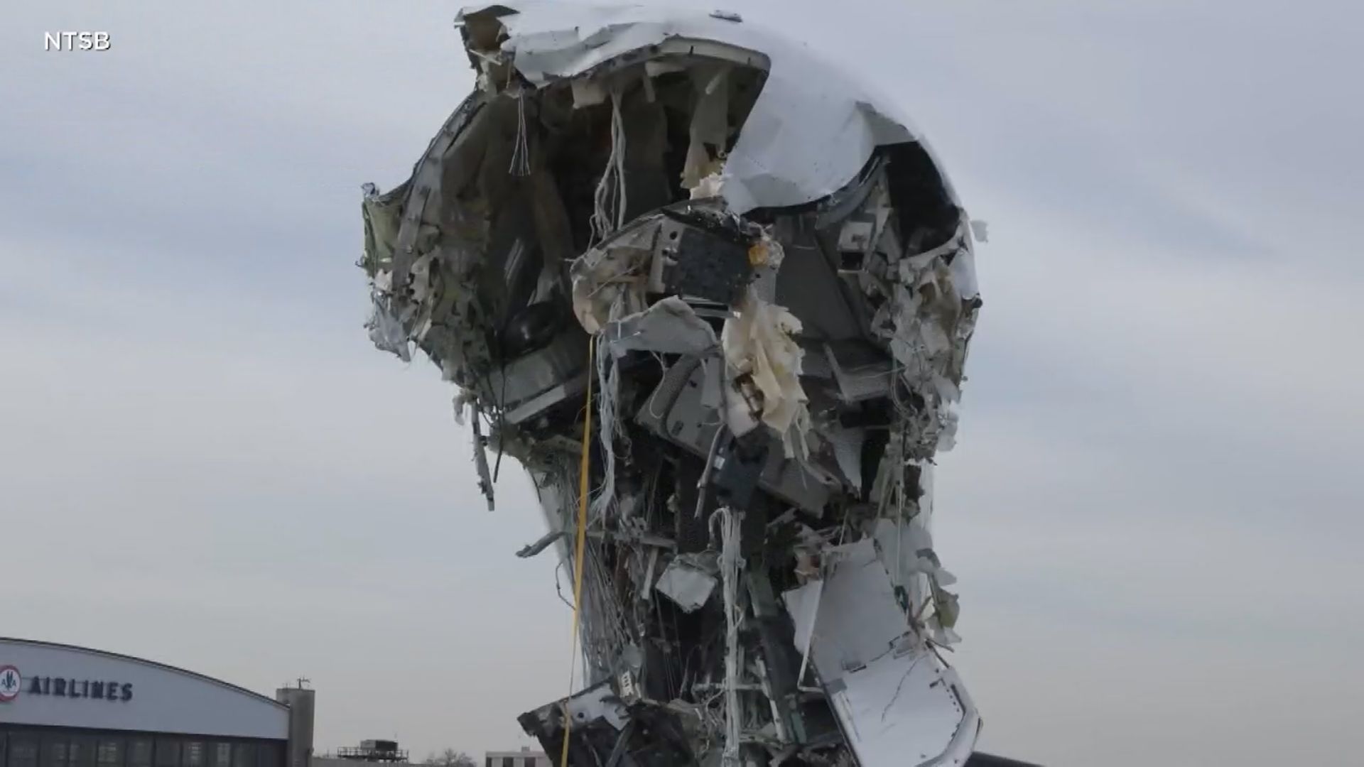 How communication failures led to Air Canada LaGuardia crash