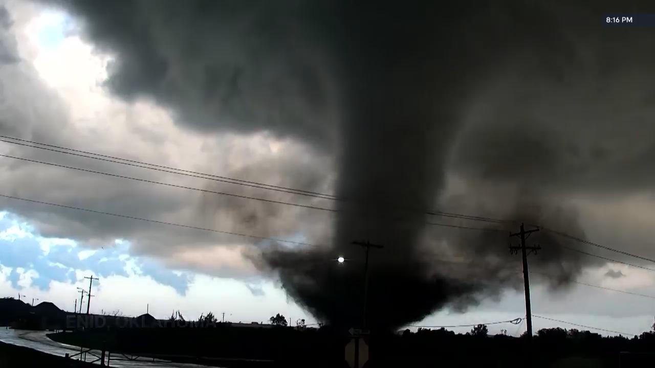 Tornado barrels through Oklahoma, damaging homes and shutting down roads