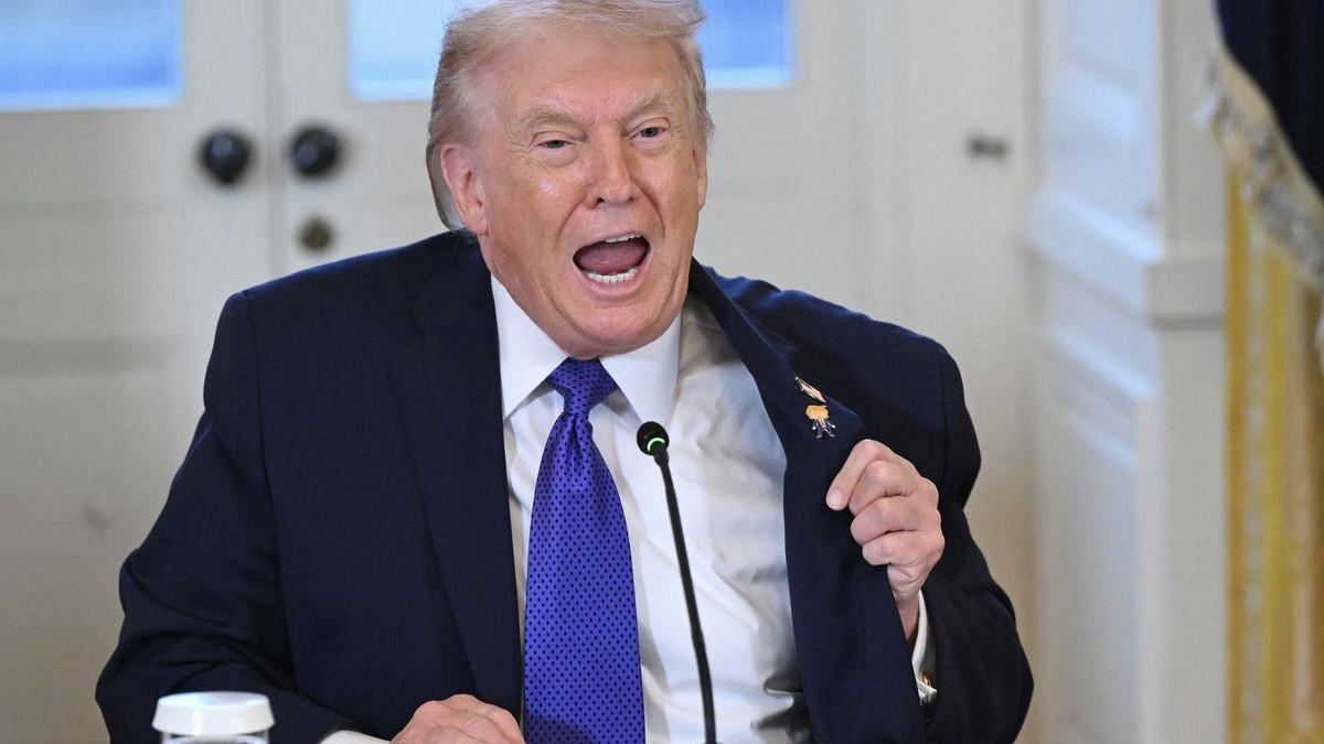 Panas di Teluk, Iran Minta Pembatasan Selat Hormuz Dihentikan, Trump Batalkan Utusan AS ke Pakistan: Telepon Kami