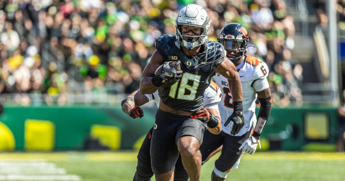 Oregon TE Kenyon Sadiq selected in first round of NFL draft