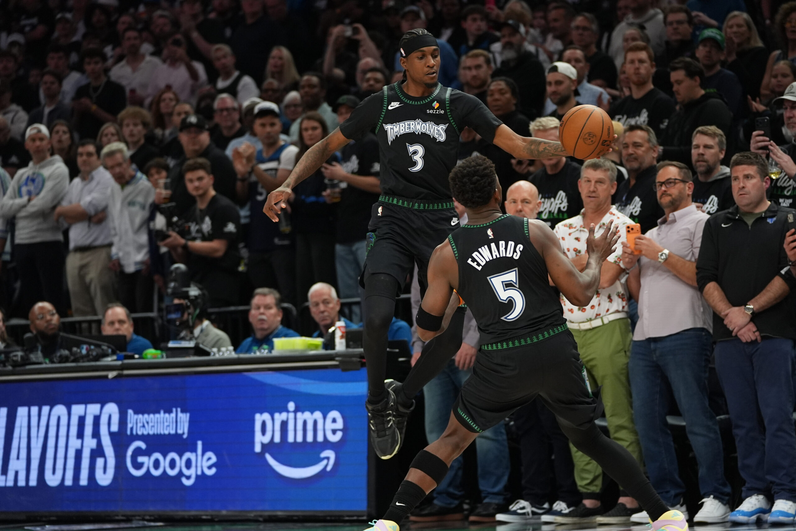 NBA playoffs: Timberwolves take 2-1 lead with defensive win vs Nuggets
