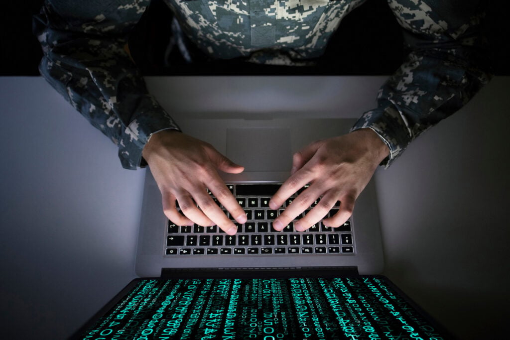 US soldier charged for allegedly using sensitive intel to net $400,000 ...