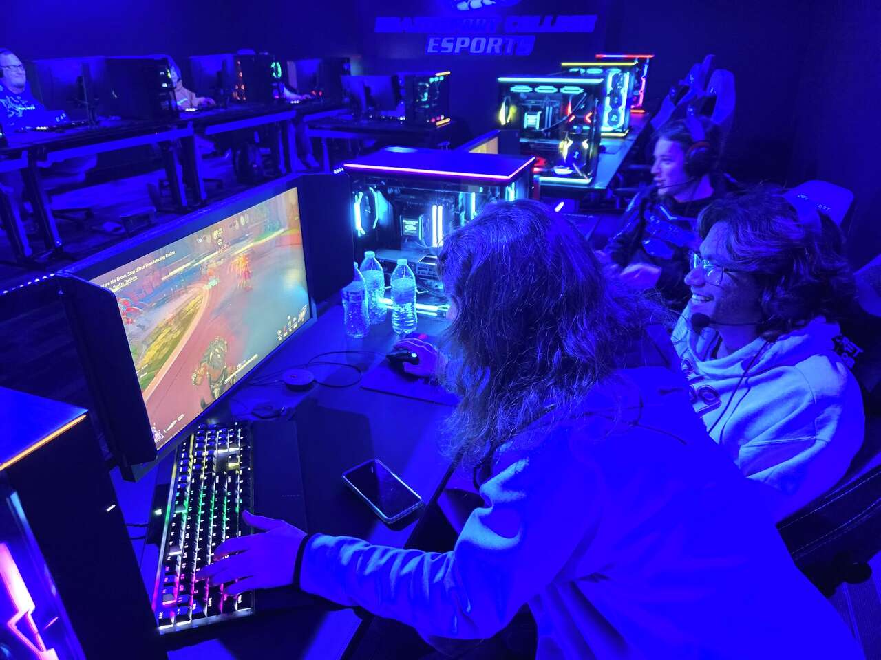 Texas college revives athletics after 50 years, in part due to video games