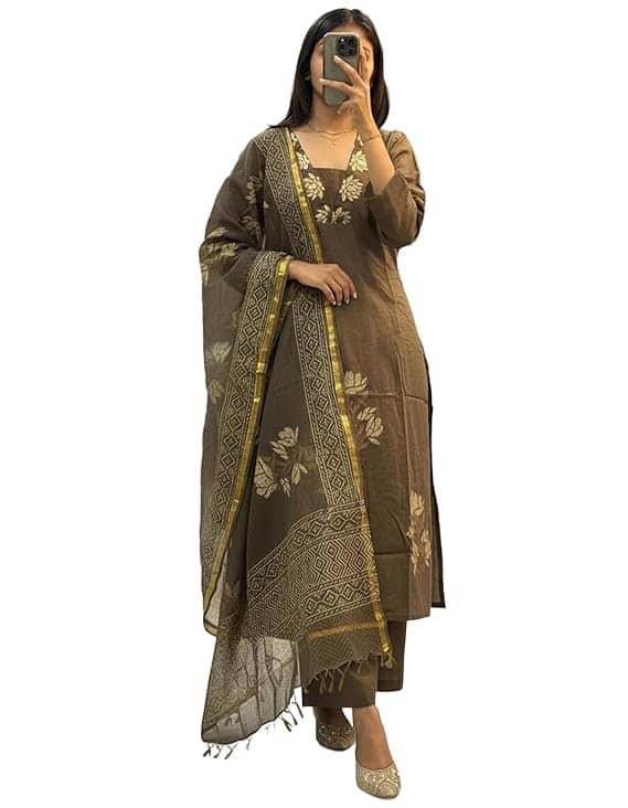 Off-White Cotton Floral Print Straight Kurti for Women | Elegant Everyday Ethnic Kurta with 3/4 Sleeves main image 1