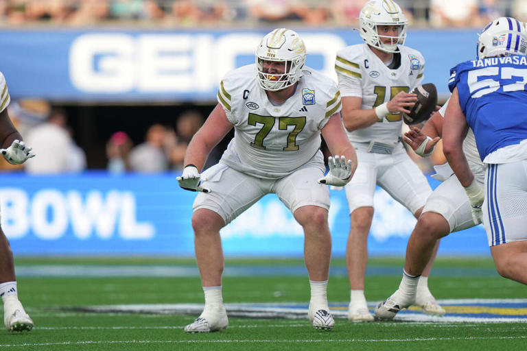 Who is Keylan Rutledge? What to know about Texans' first-round pick in ...