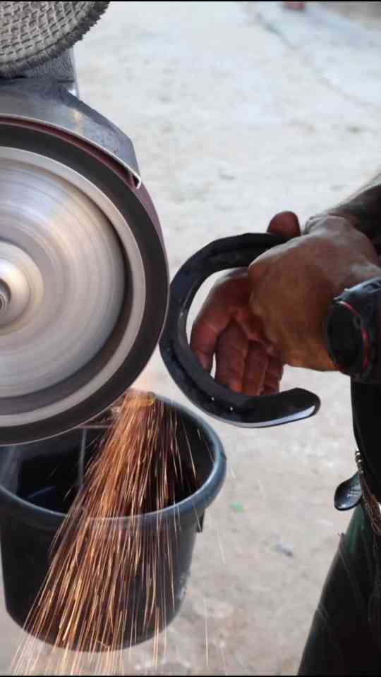 Grinding Steel Clean Finish