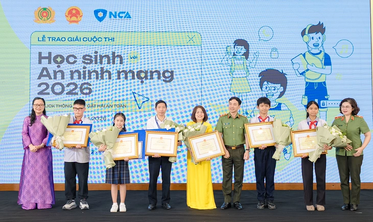 Hơn 1,1 triệu 'hiệp sĩ số' tranh tài bảo vệ mình trên không gian mạng