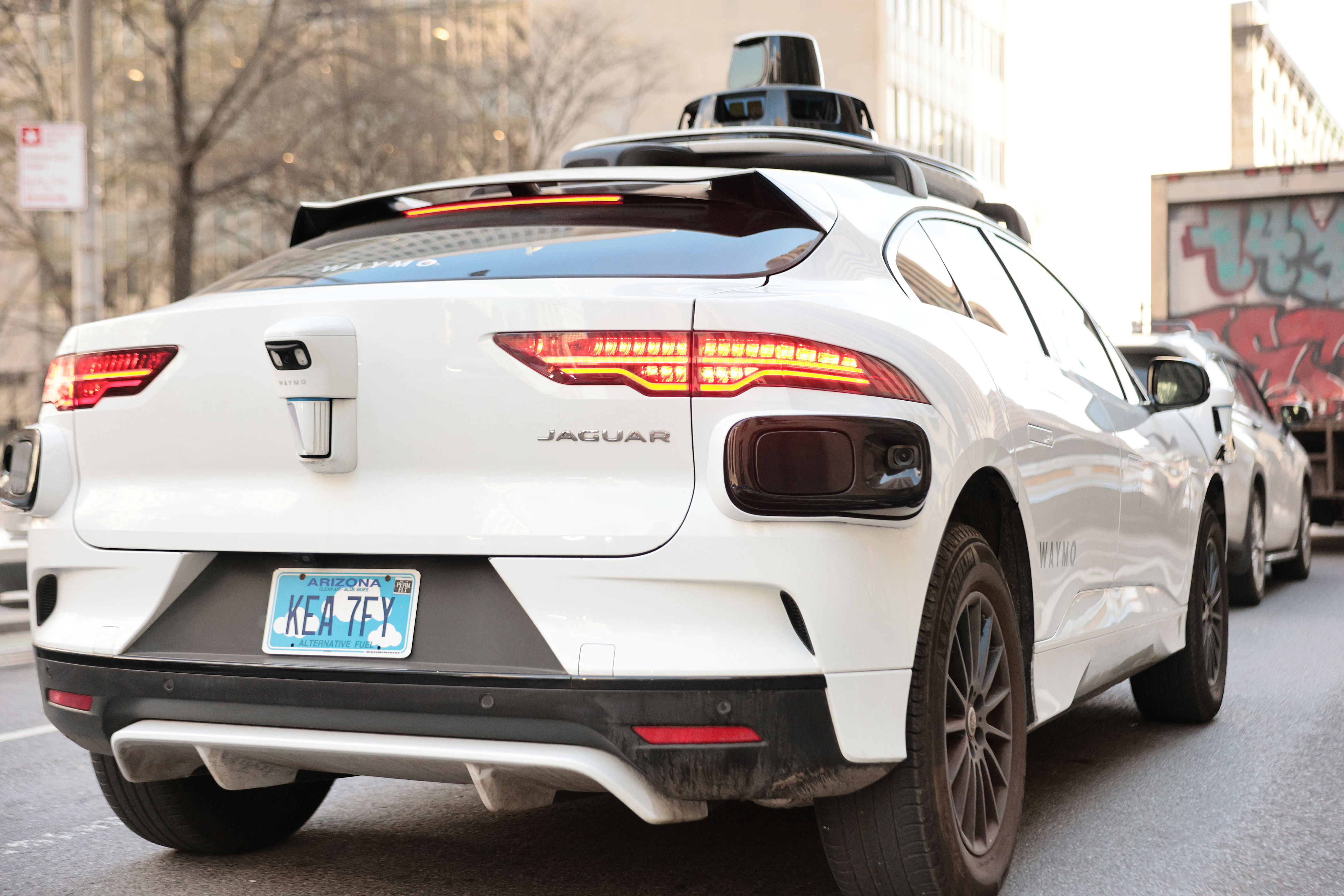 Self-driving taxis in DC.? They could soon be legal under new bill.