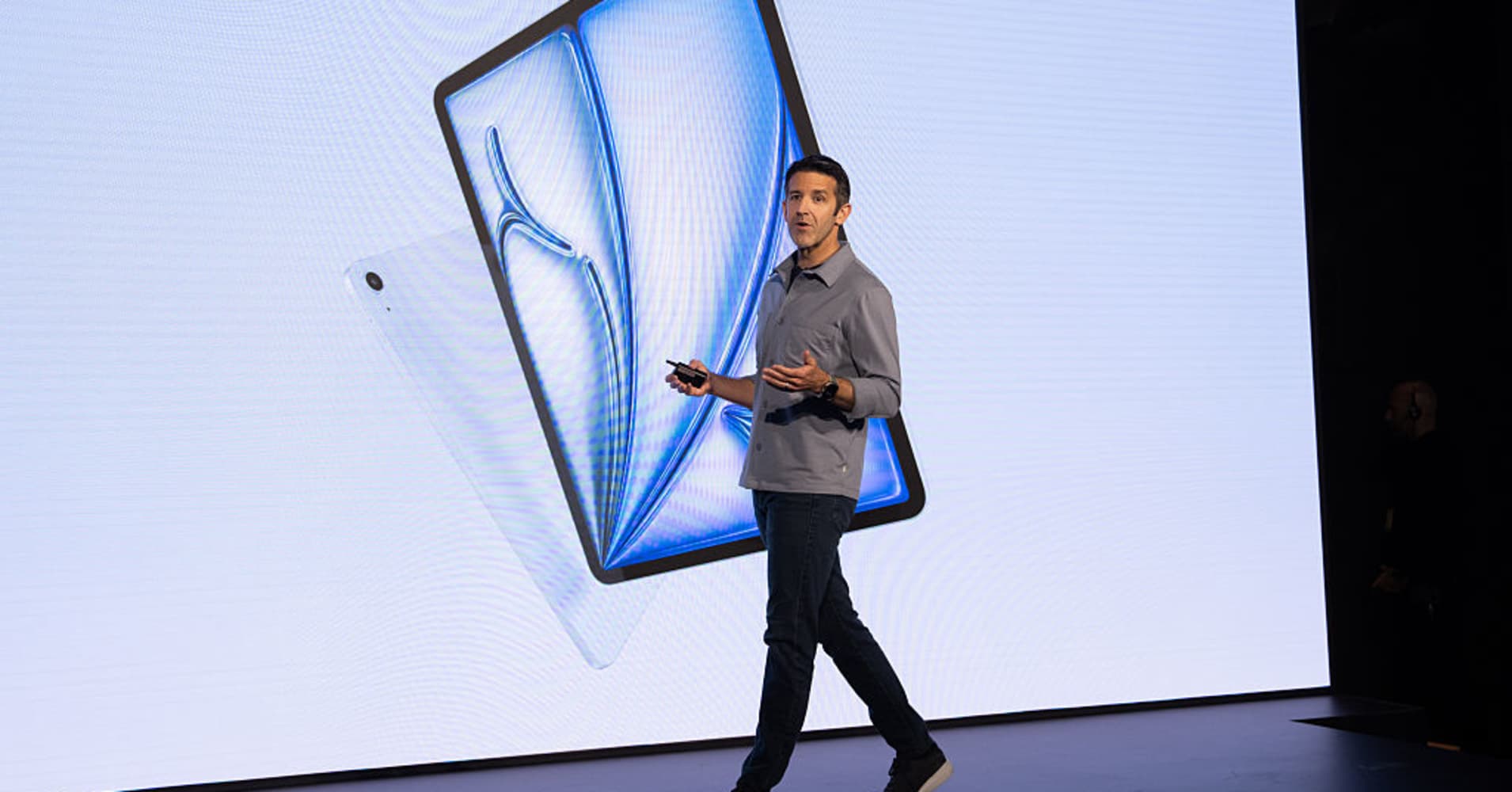 The tech download: How Apple's new chief could shake things up