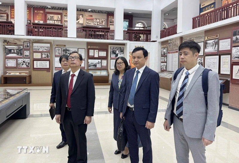 TTXVN mong muốn Tân Hoa xã chia sẻ kinh nghiệm về chuyển đổi số, ứng dụng AI