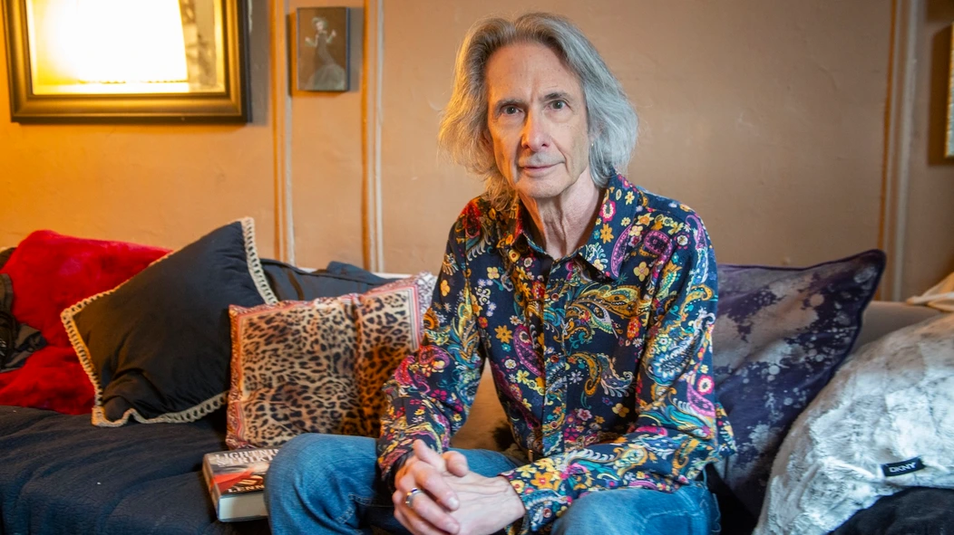 Lenny Kaye. A 79 anni il debutto solista, in ascolto “Goin’ Local”