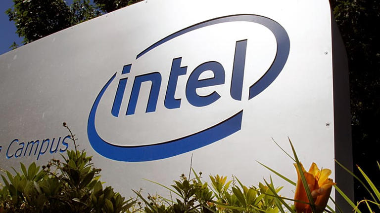 Las acciones de Intel suben un 20% tras superar previsiones y mejorar ...