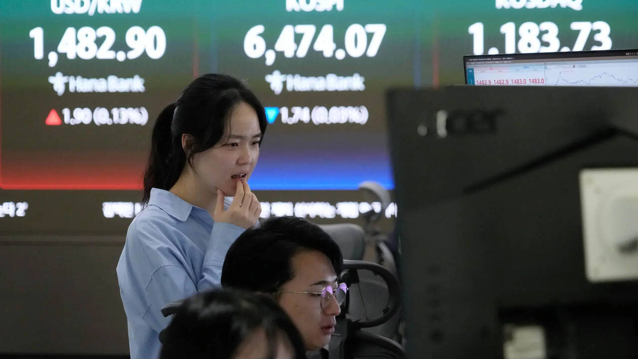 Asian stocks mixed as oil prices rise amid US.-Iran tensions