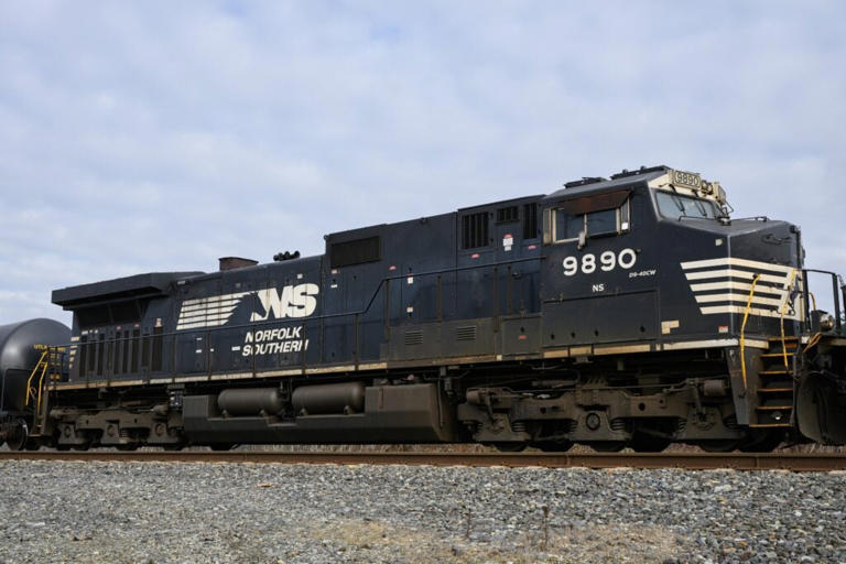Top Wall Street forecasters revamp Norfolk Southern expectations ahead ...