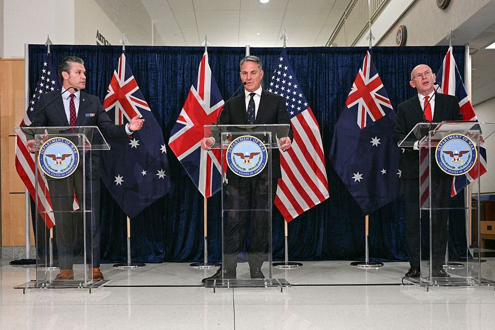 US approves first major Aukus submarine contract in £145 million deal