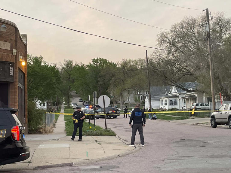 Sioux City man facing attempted murder charge after shooting, standoff ...