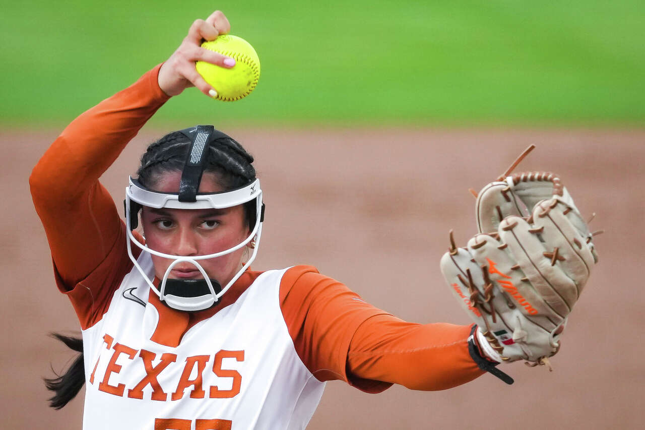 Texas vs Georgia softball: Live updates as Longhorns take lead in SEC ...