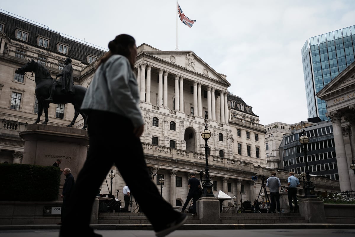Bank of England set to hold interest rates despite Iran war pushing up ...