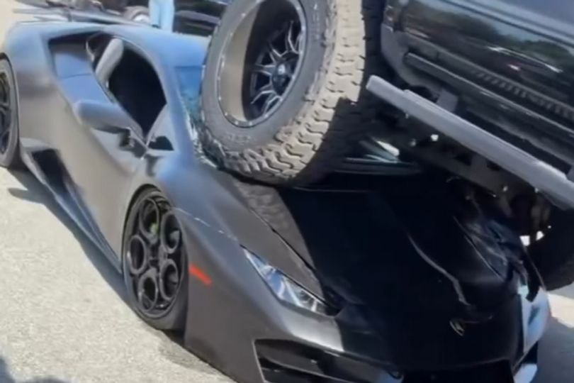 Woman in huge pickup truck accidentally runs over £250k Lamborghini