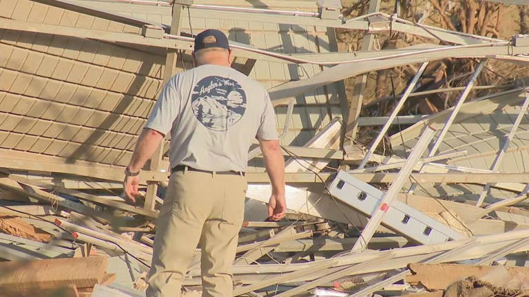 Officials: 40 homes damaged in Enid, Garfield County