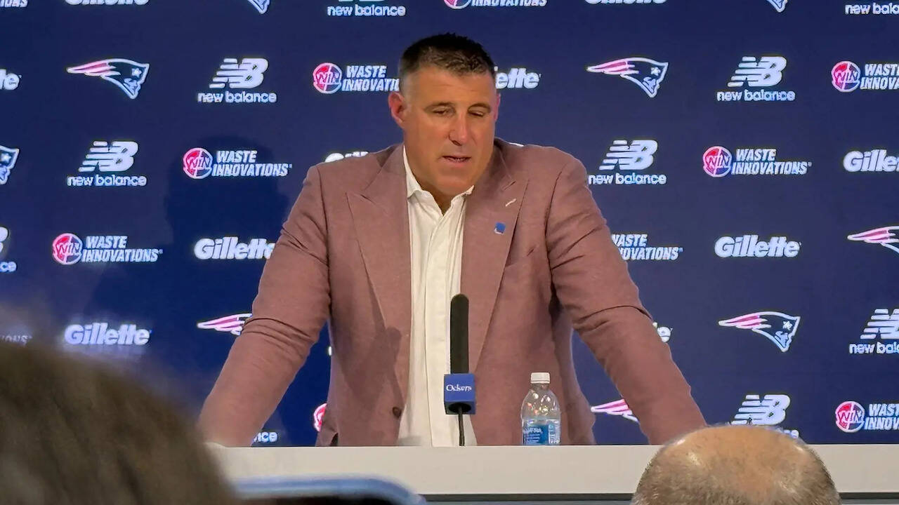 Image for Mike Vrabel takes accountability for distractions amid NFL draft